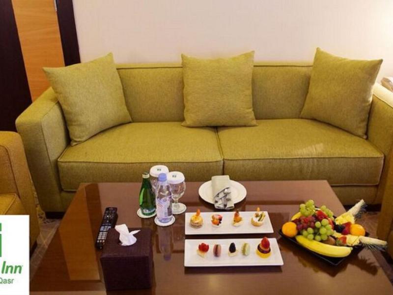 Holiday Inn Al Qasr - Oda