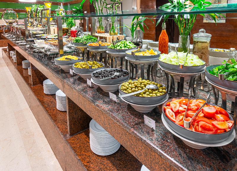 Holiday Inn Al Qasr - Restoran