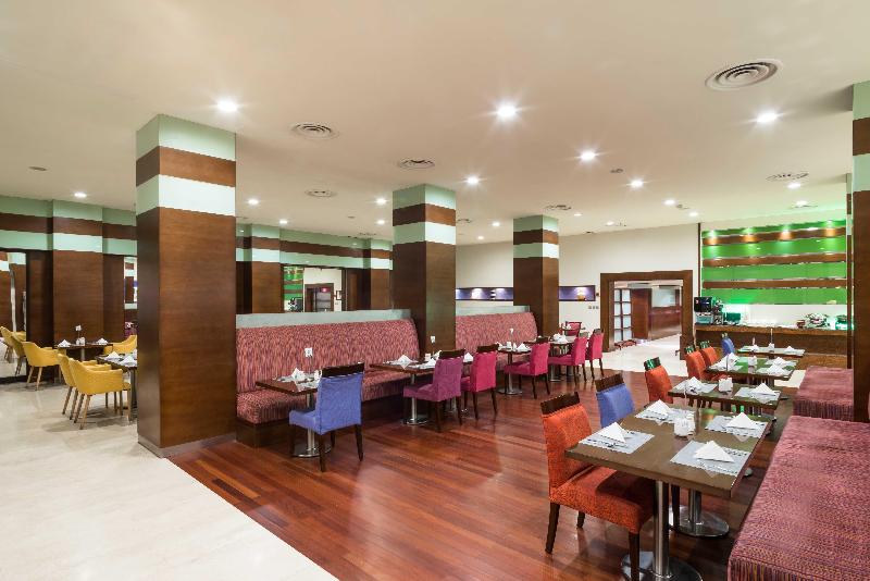 Holiday Inn Al Qasr - Restoran