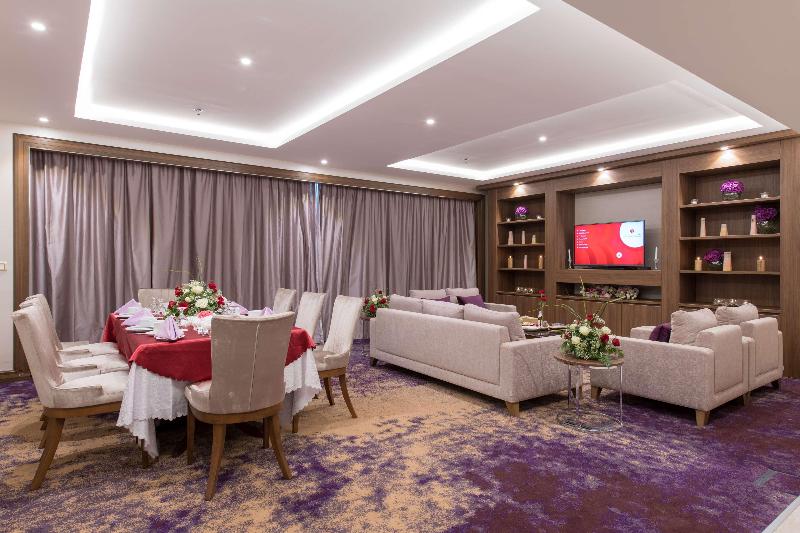 Ramada Continental Jeddah - Oda