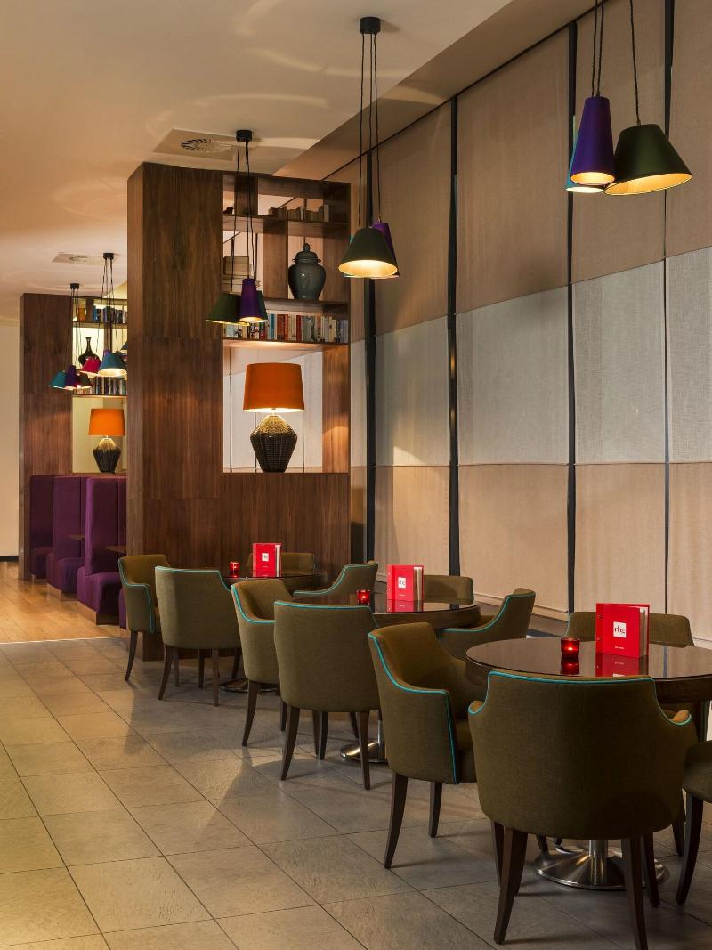 Park Inn By Radisson Aberdeen - Bar