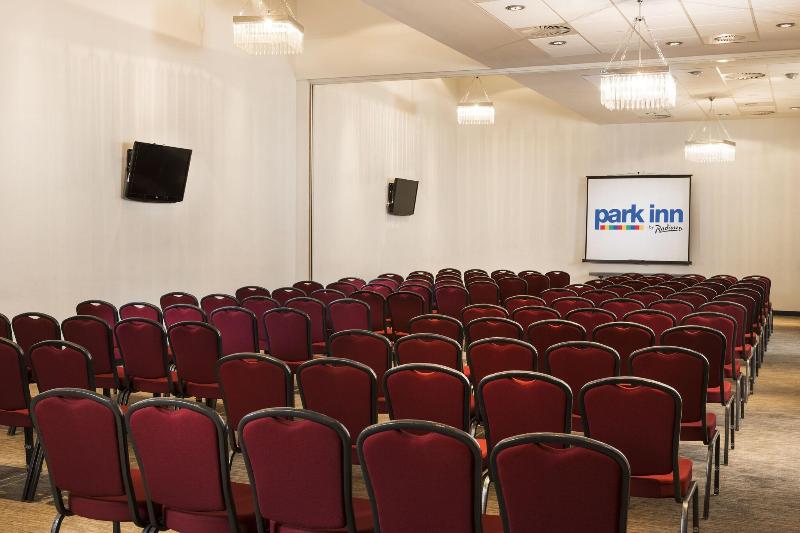 Park Inn By Radisson Aberdeen - Toplantı