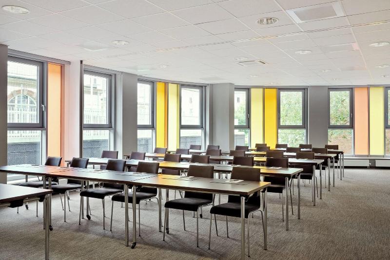 THE SCOTTY Hotel Hamburg - Toplantı