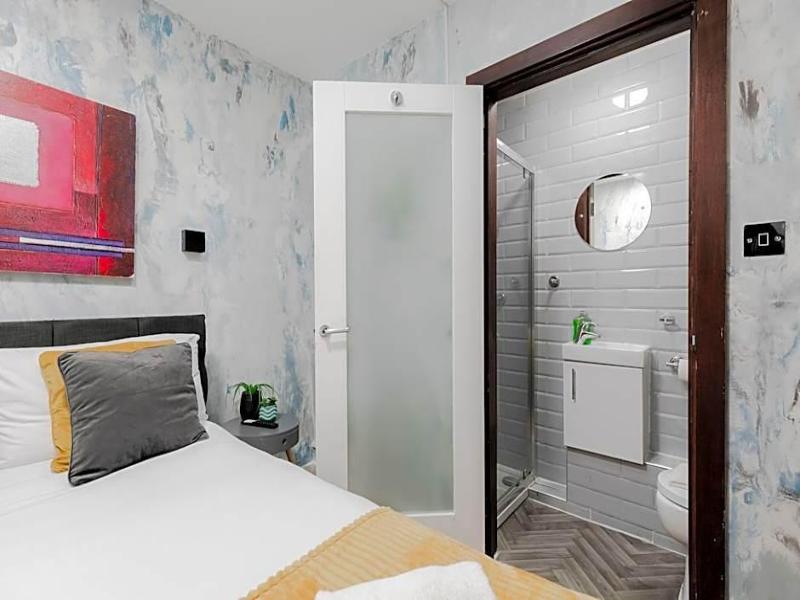 New Dawn Hotel - Oda