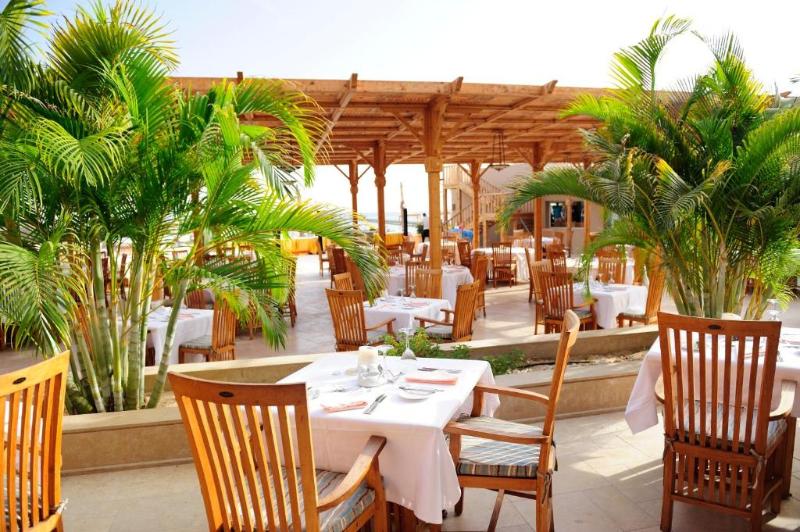 The Breakers Diving and Surfing Lodge - Teras