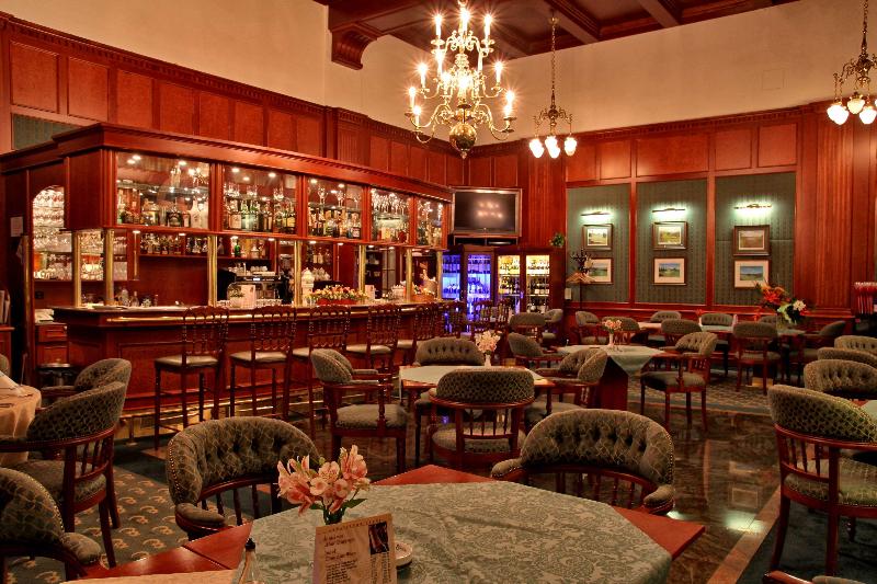 Hotel Esplanade Spa & Golf Resort - Bar
