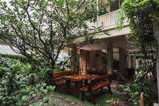 Feung Nakorn Balcony Rooms & Cafe fotoÄŸrafÄ±