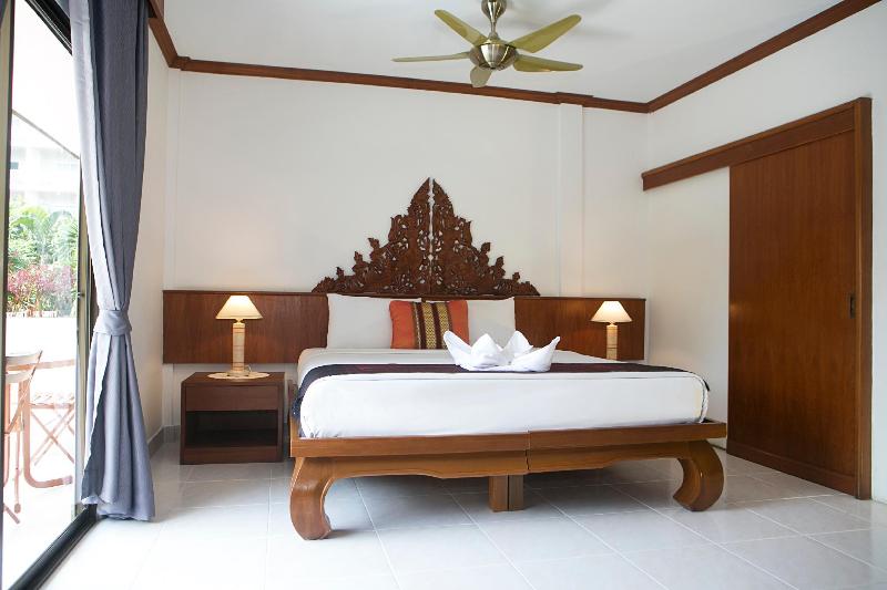 Patong Palace Hotel - Oda