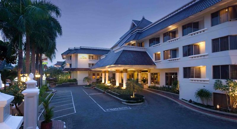 Hotel Santika Premiere Jogja - Genel