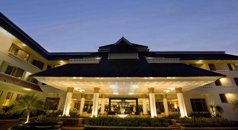 Hotel Santika Premiere Jogja - Genel