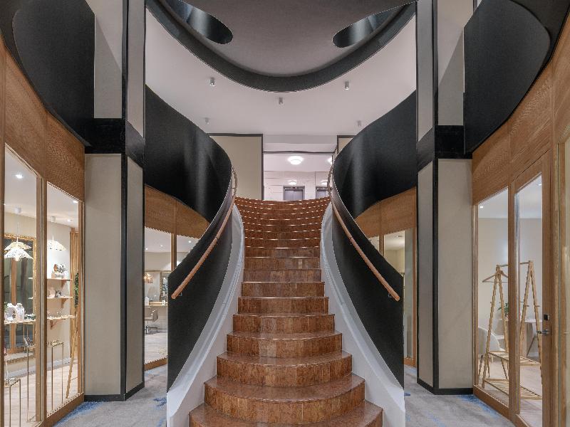 Hilton Geneva Hotel & Conference Centre - Lobi