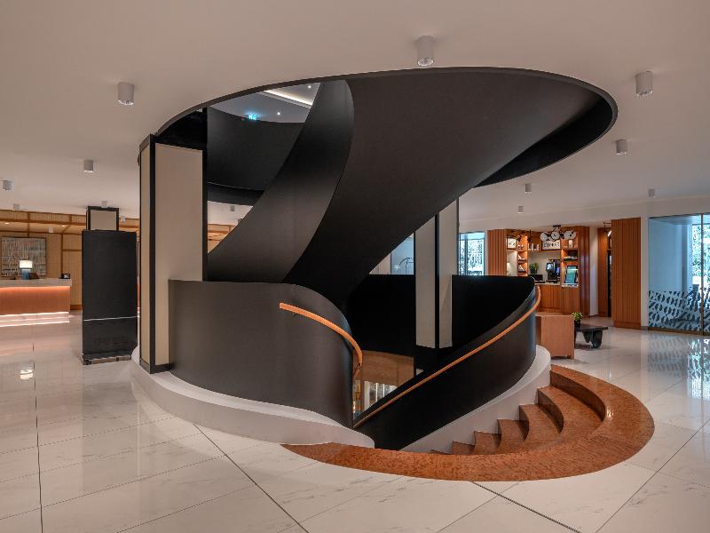 Hilton Geneva Hotel & Conference Centre - Lobi