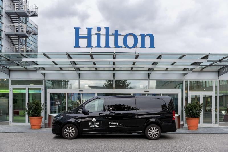 Hilton Geneva Hotel & Conference Centre - Genel