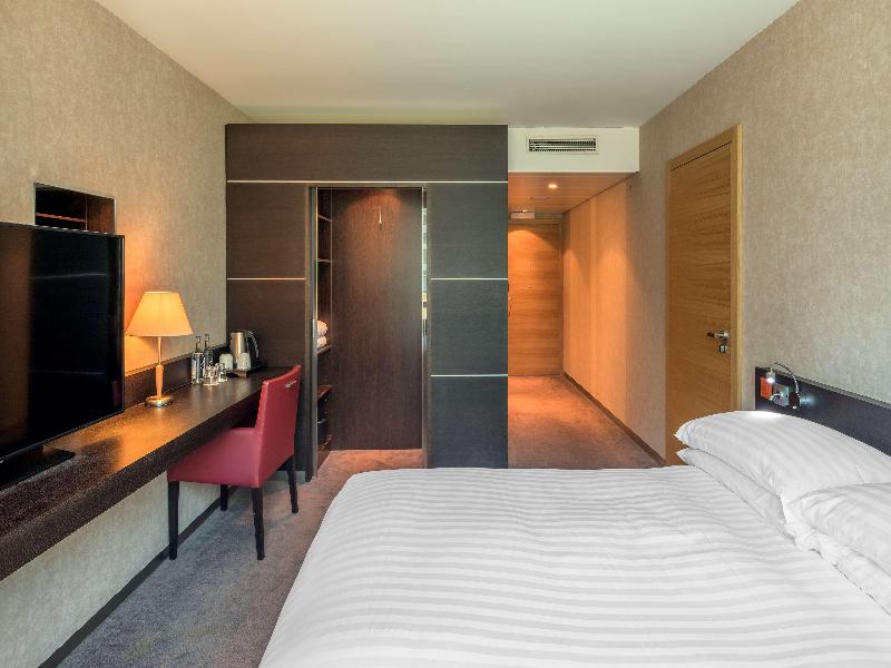 Hilton Geneva Hotel & Conference Centre - Oda