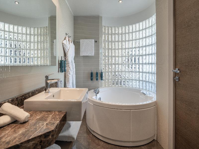 Hilton Geneva Hotel & Conference Centre - Oda