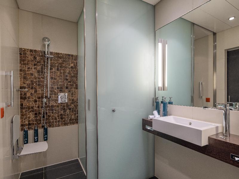 Hilton Geneva Hotel & Conference Centre - Oda