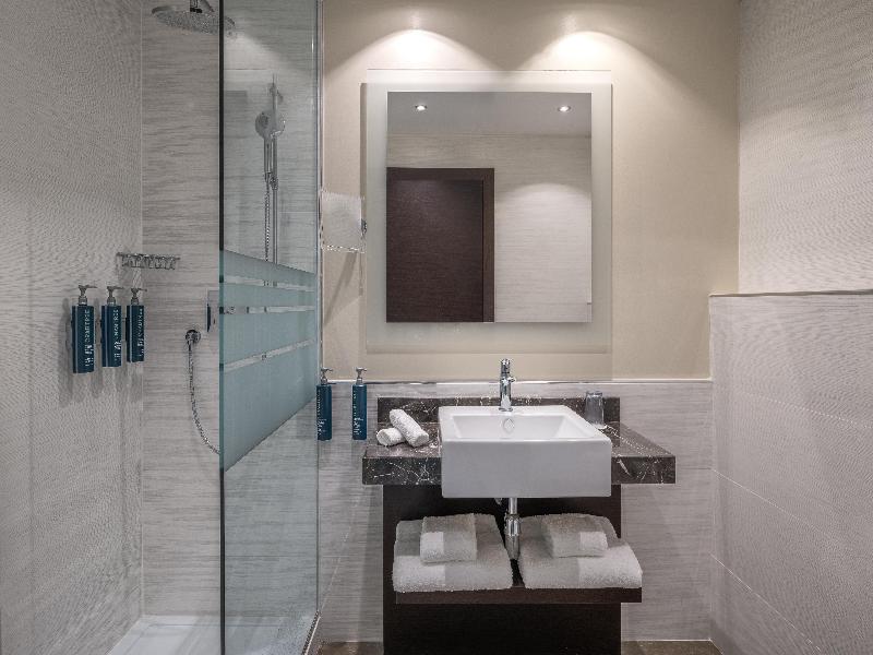 Hilton Geneva Hotel & Conference Centre - Oda