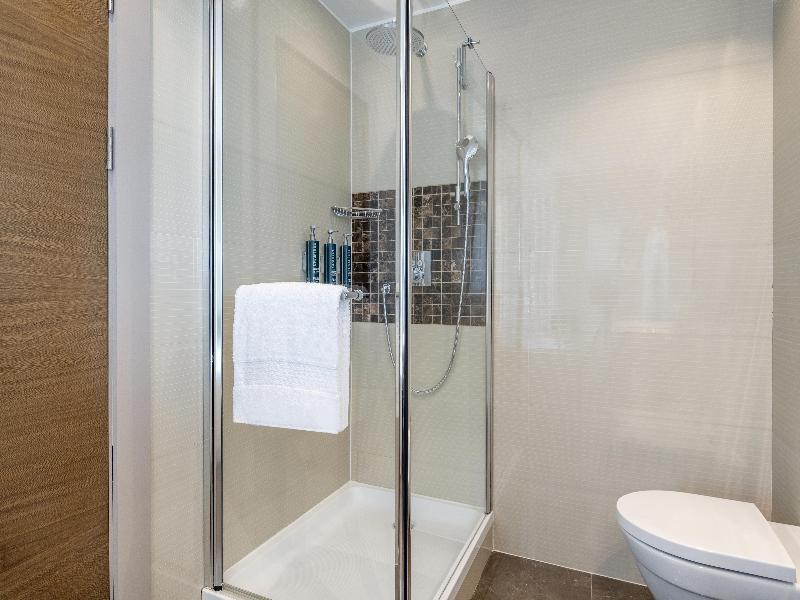 Hilton Geneva Hotel & Conference Centre - Oda