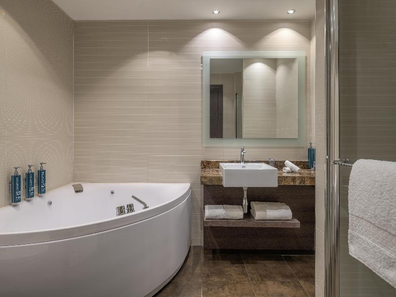 Hilton Geneva Hotel & Conference Centre - Oda