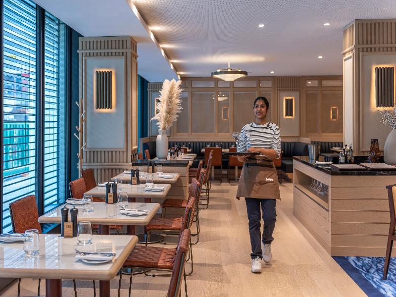 Hilton Geneva Hotel & Conference Centre - Restoran