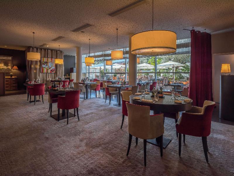 Hilton Geneva Hotel & Conference Centre - Restoran