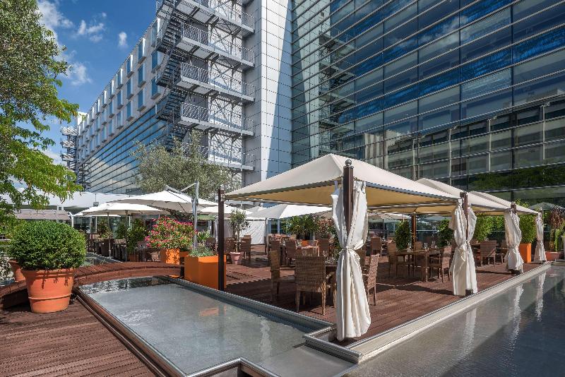 Hilton Geneva Hotel & Conference Centre - Restoran