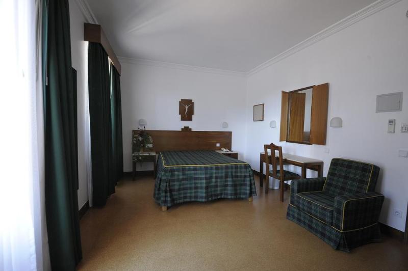 Flag Hotel Fátima Irmãs Dominicanas - Oda