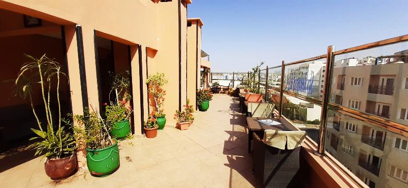 New Farah Hotel - Teras
