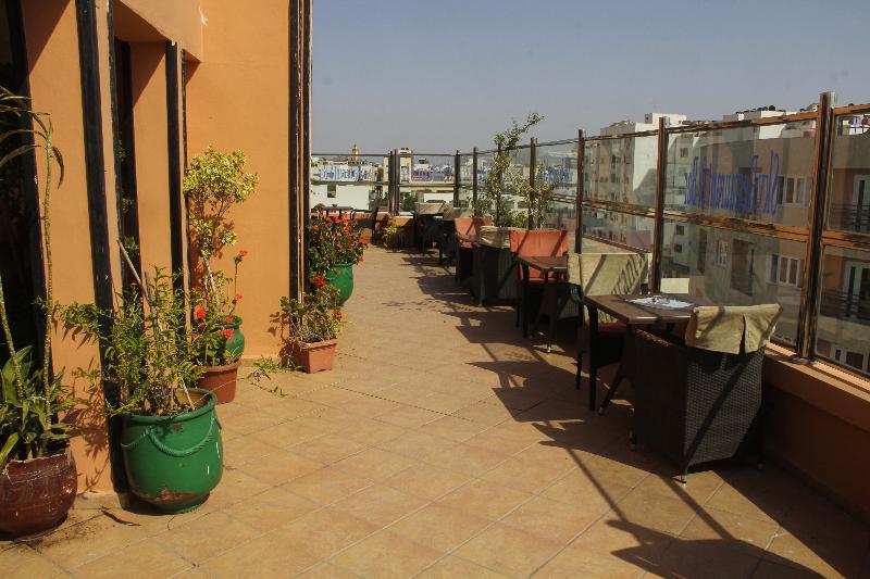 New Farah Hotel - Teras