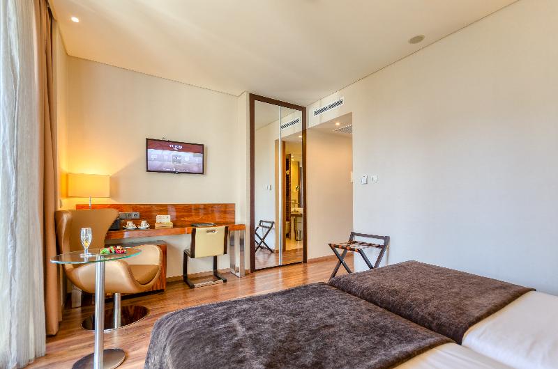 Turim Av Liberdade Hotel - Oda