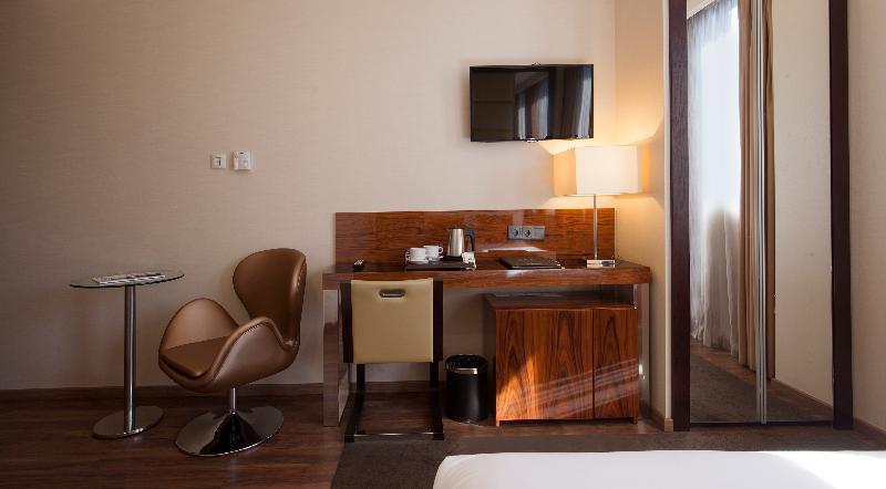 Turim Av Liberdade Hotel - Oda