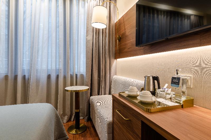 Turim Av Liberdade Hotel - Oda