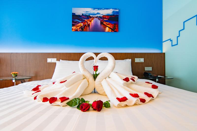 Galleria 10 Hotel Bangkok - Oda