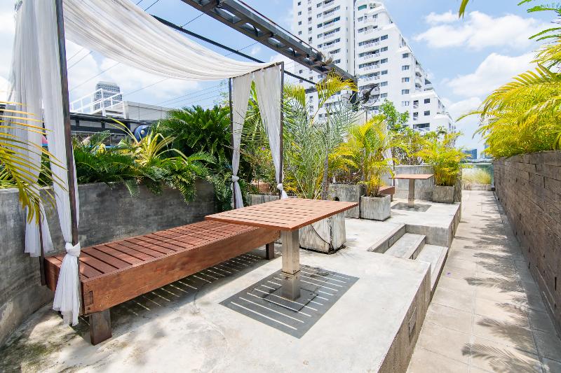 Galleria 10 Hotel Bangkok - Teras