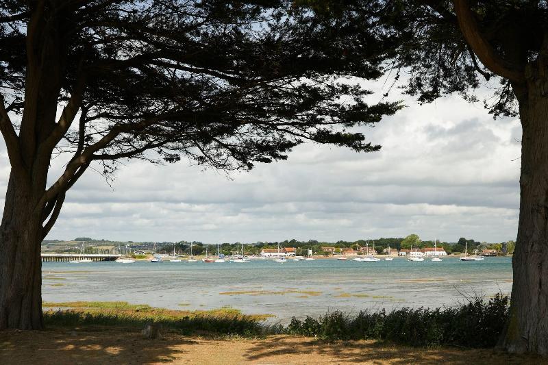 The Langstone - Genel