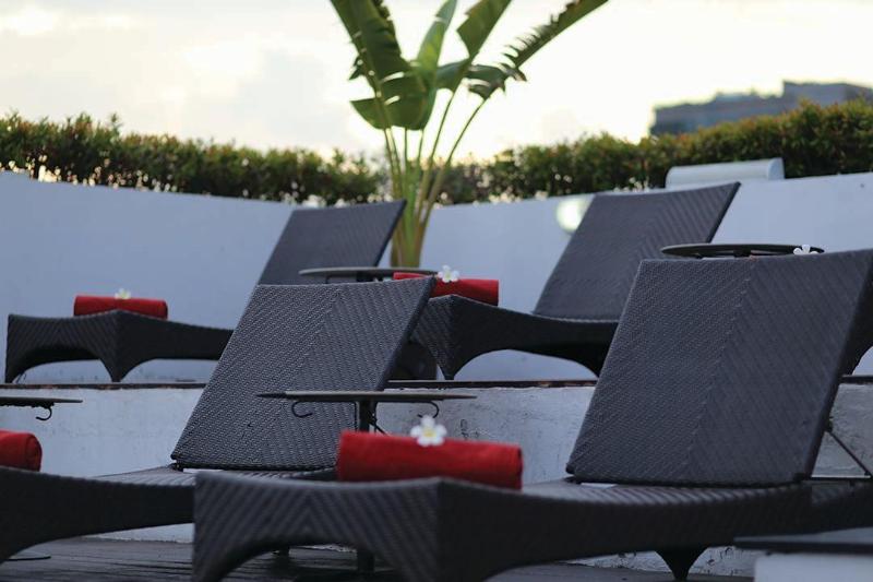 Furama Silom Bangkok - Havuz