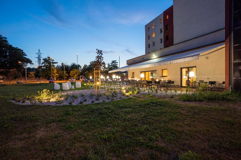 Ibis Hotel Plzen - Genel