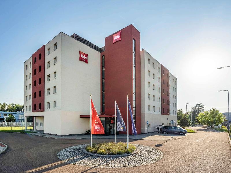 Ibis Hotel Plzen - Genel