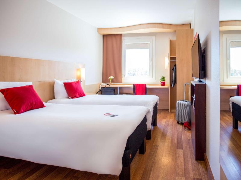 Ibis Hotel Plzen - Oda