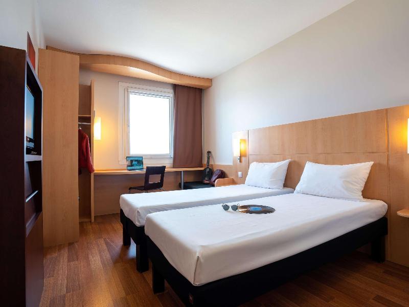 Ibis Hotel Plzen - Oda