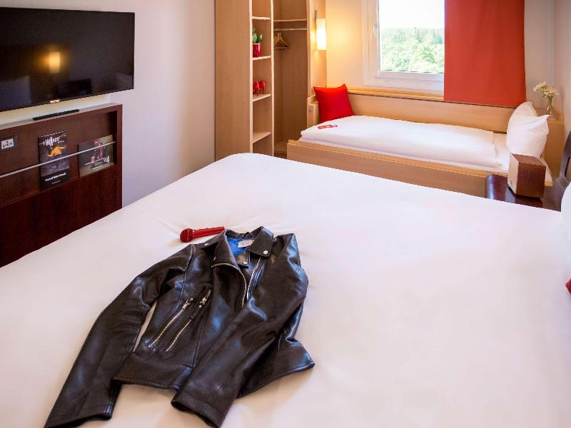 Ibis Hotel Plzen - Oda