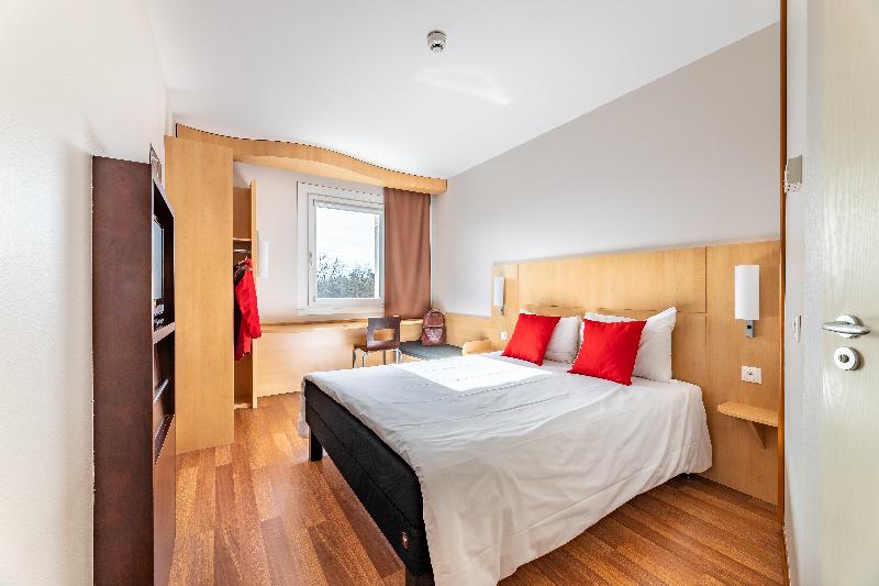 Ibis Hotel Plzen - Oda