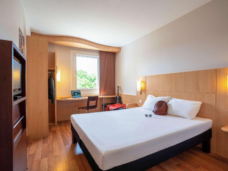 Ibis Hotel Plzen - Oda