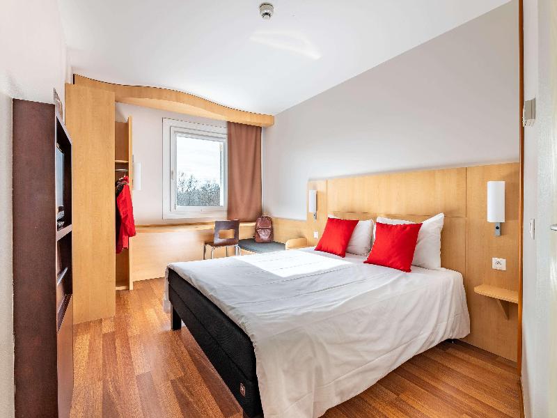 Ibis Hotel Plzen - Oda