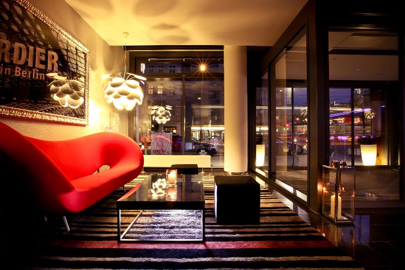 INNSiDE by Melia Berlin Mitte - Lobi