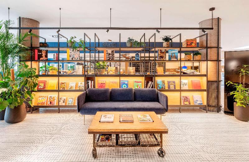 INNSiDE by Melia Berlin Mitte - Lobi
