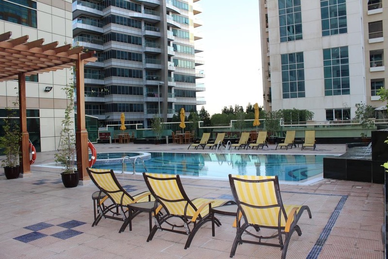 Dunes Hotel Apartment - Oud Metha - Havuz