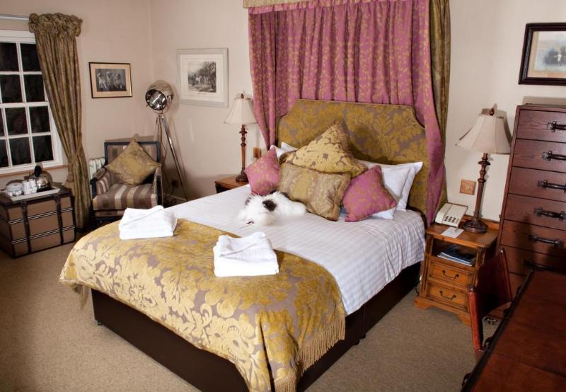Wild Boar Inn - Genel