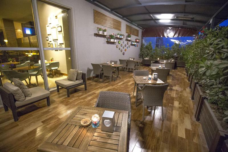 North Point Denizli - Teras