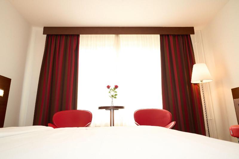 Hotel Conti - Oda